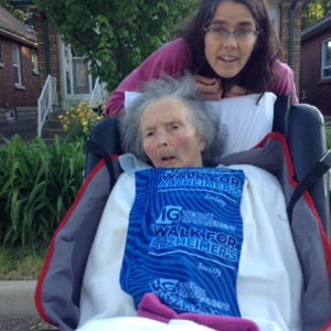 Me and my mom as we began the walk in 2021.