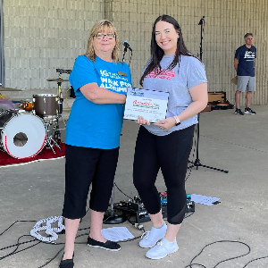 Accepting the lead sponsor plaque in 2022
